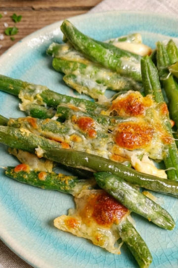 cheesy Baked Green Bean