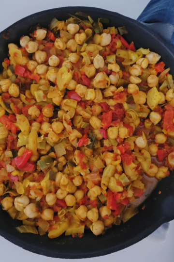 one pot stovetop chickpeas and vegetables recipe