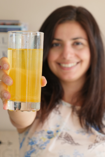 Turmeric and Apple Cider Vinegar Tonic