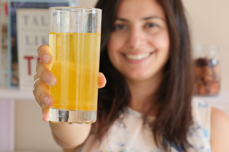 Turmeric and Apple Cider Vinegar Tonic