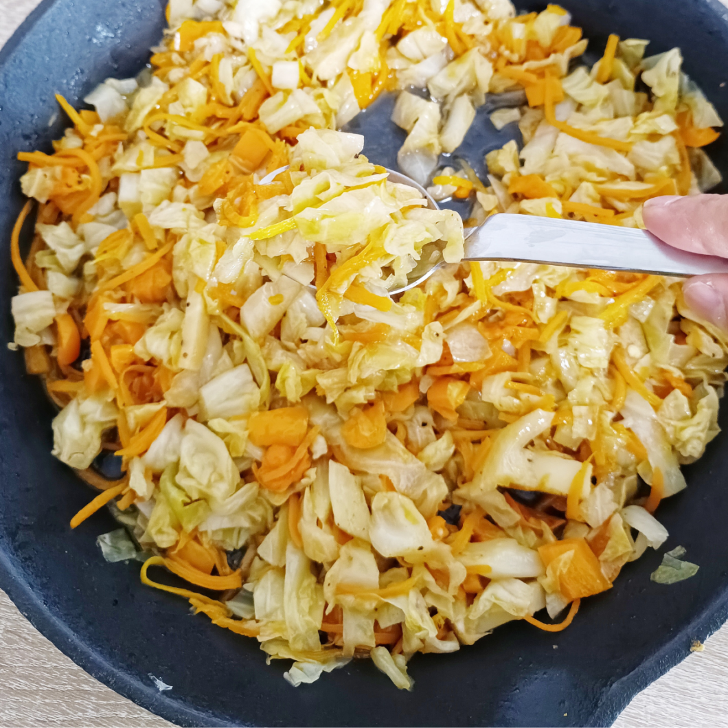 Sautéed Cabbage with Carrot and Orange Pepper