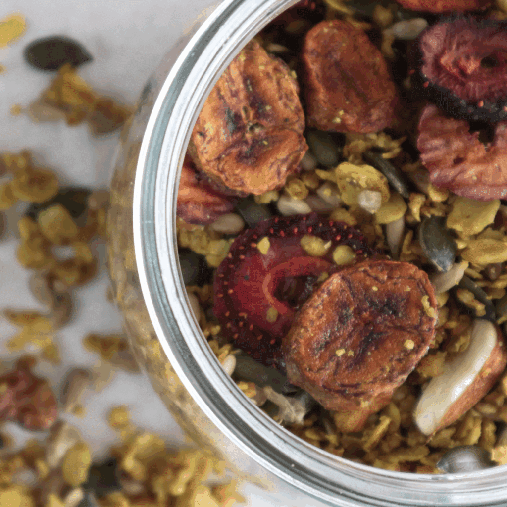 trail mix recipe with dehydrated fruit