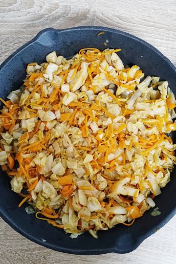 Sautéed Cabbage with Carrot and Orange Pepper
