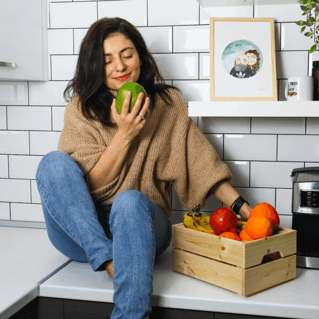 greek mama life contact us page