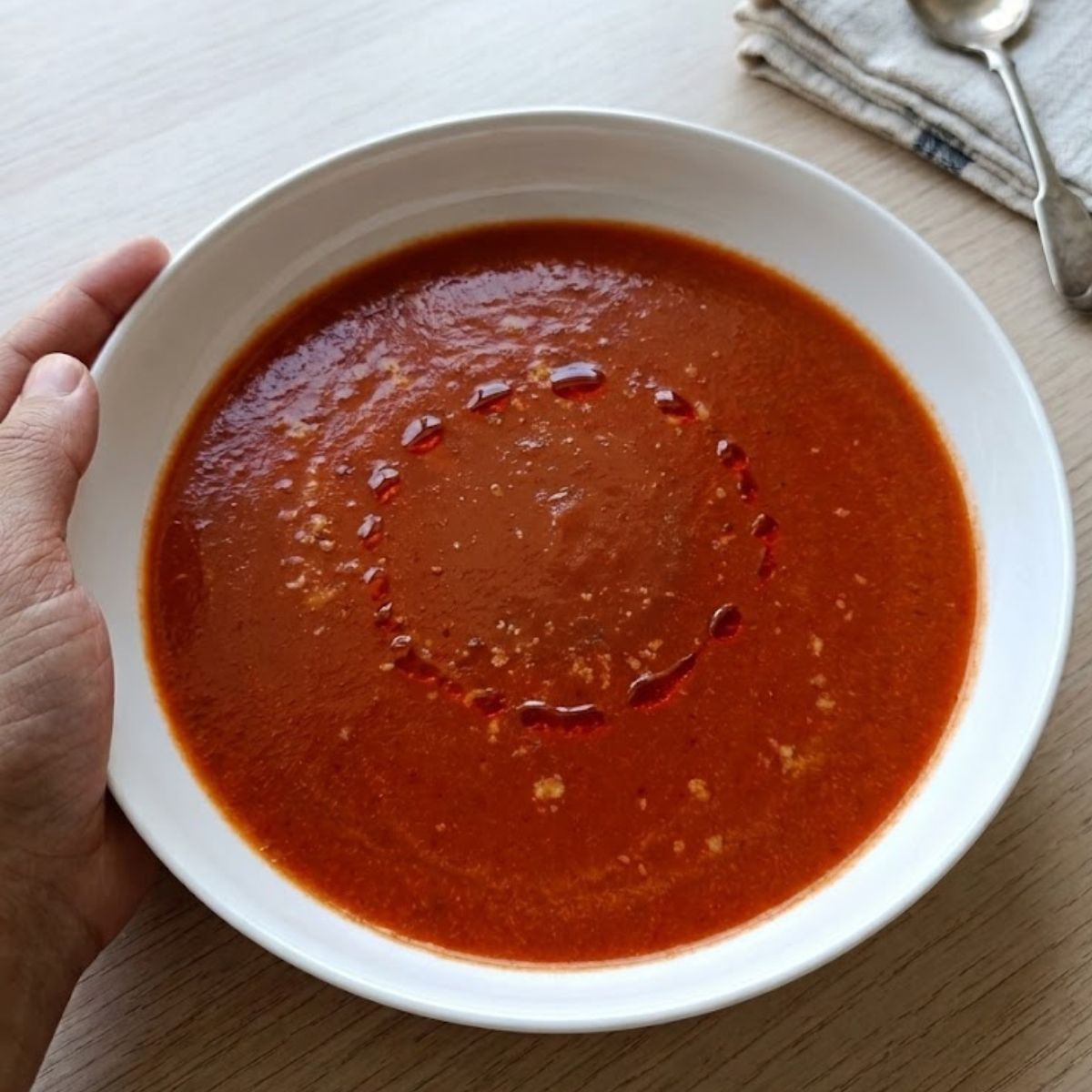 Vitamin C Rich Red Pepper and Carrot Soup
